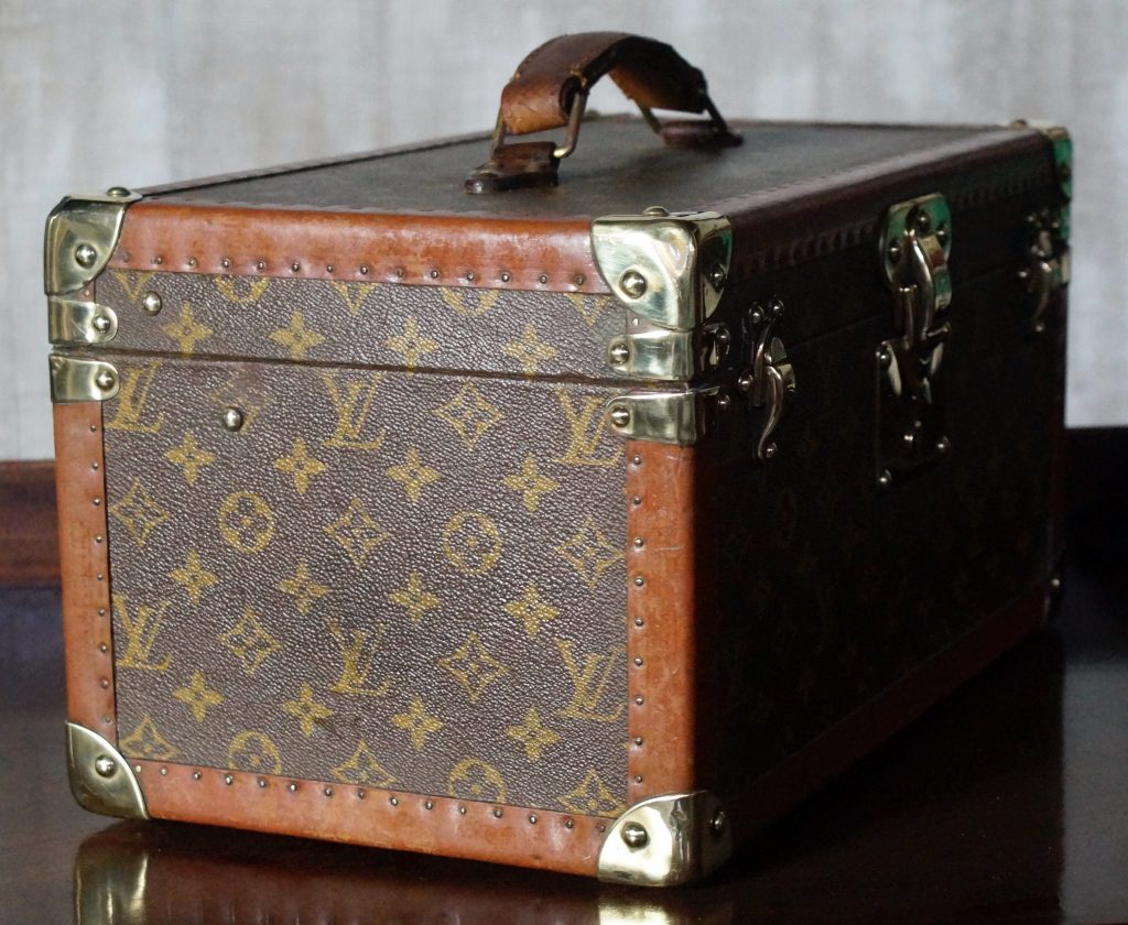 Louis Vuitton Vintage Trunk Vanity Case Restoration